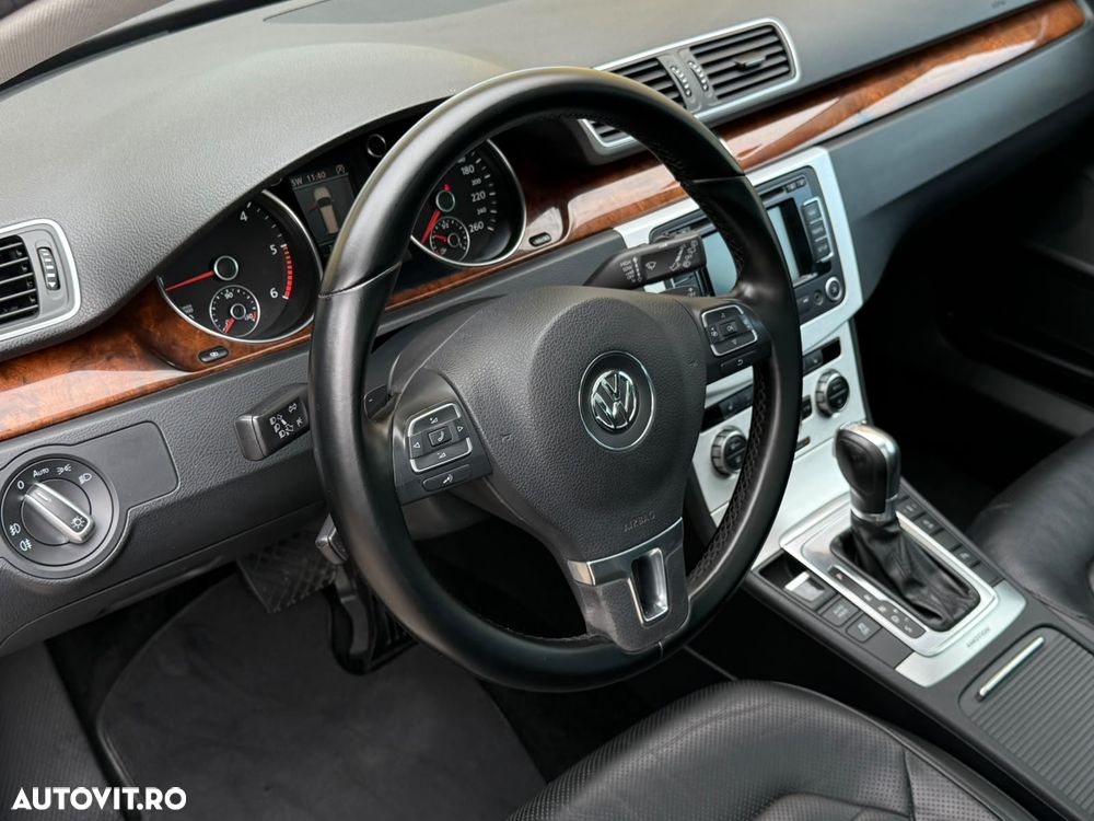 Volkswagen Passat 2.0 TDI 4Motion DSG BlueMotion Tech Highline - 29