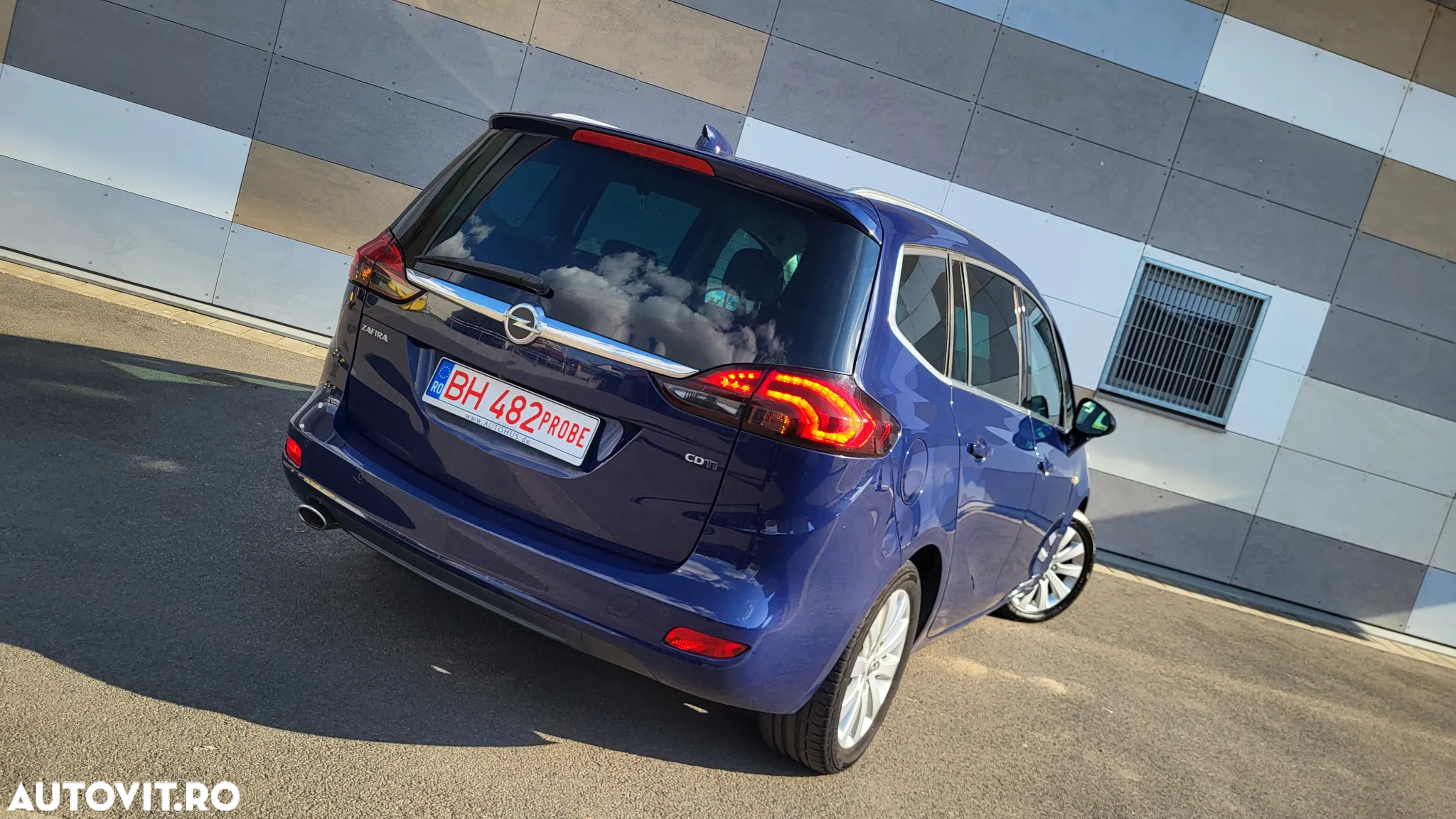 Opel Zafira 2.0 D (CDTI) Automatik Business Innovation - 8