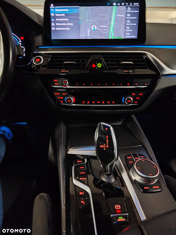 BMW Seria 5 530e M Sport sport - 22