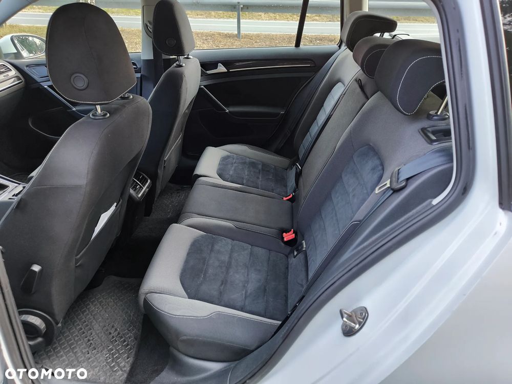 Volkswagen Golf VI 1.6 TDI Comfortline - 7