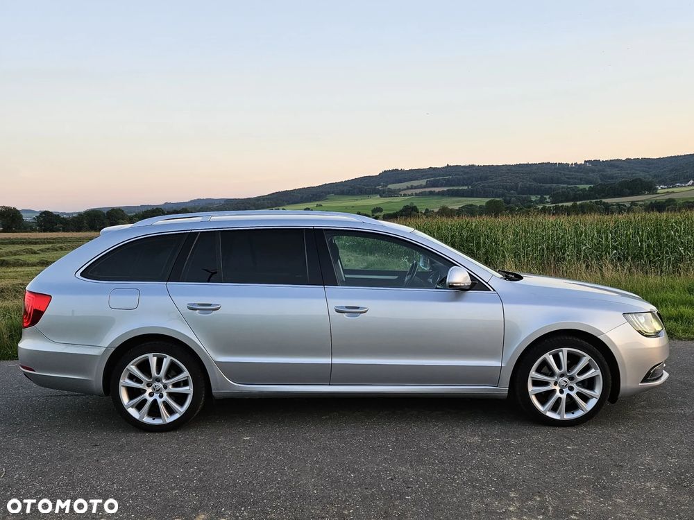 Skoda Superb 2.0 TDI Ambition - 6