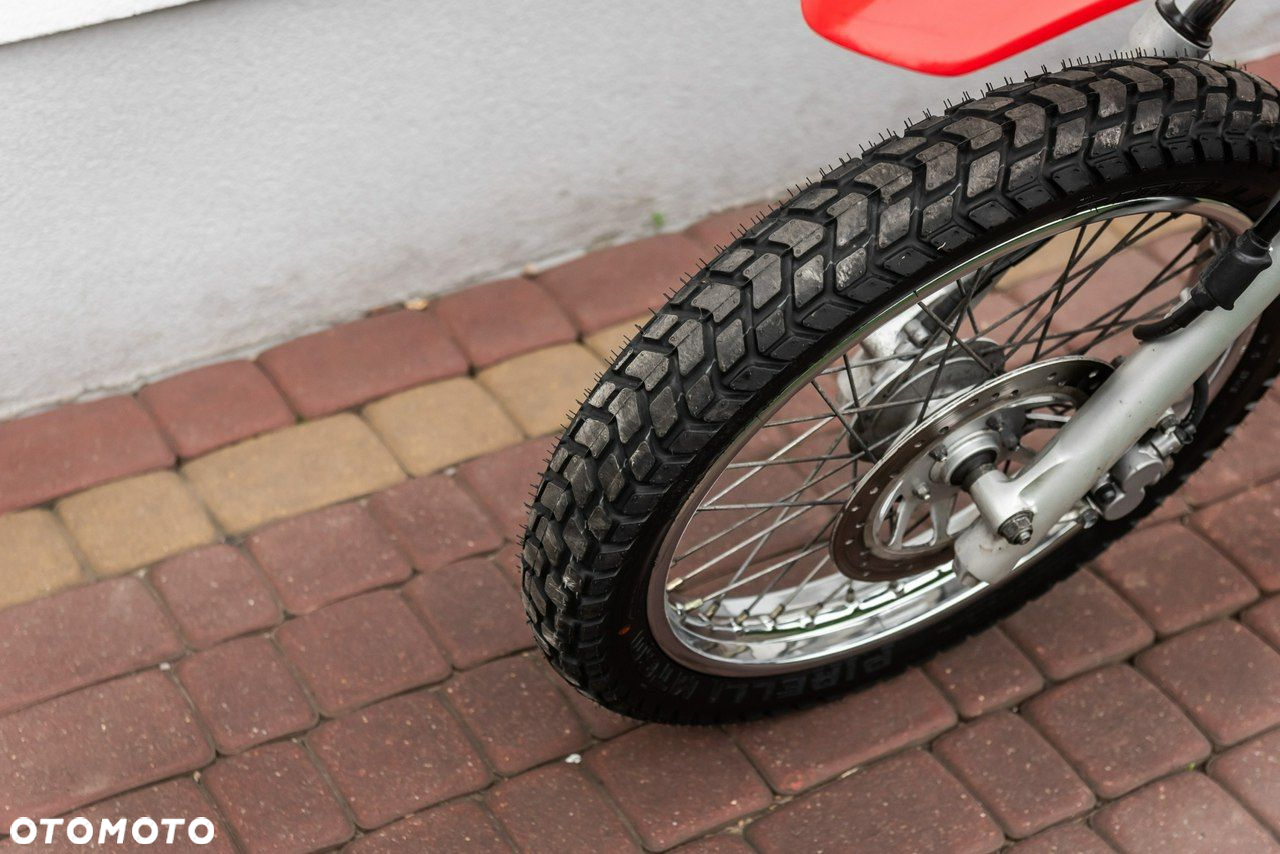 Honda XR - 8