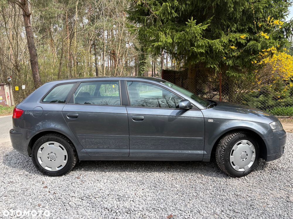 Audi A3 Sportback 1.6 Attraction - 5