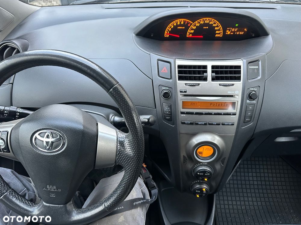 Toyota Yaris 1.33 VVT-i Cool - 9