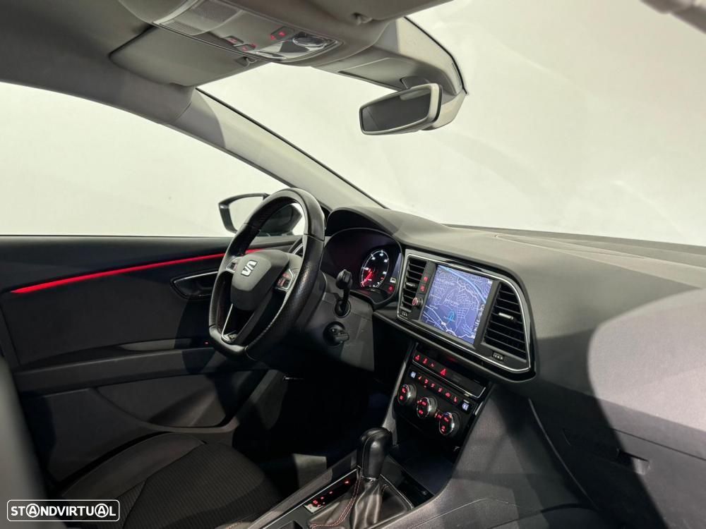SEAT Leon ST 2.0 TDI DPF DSG FR - 19