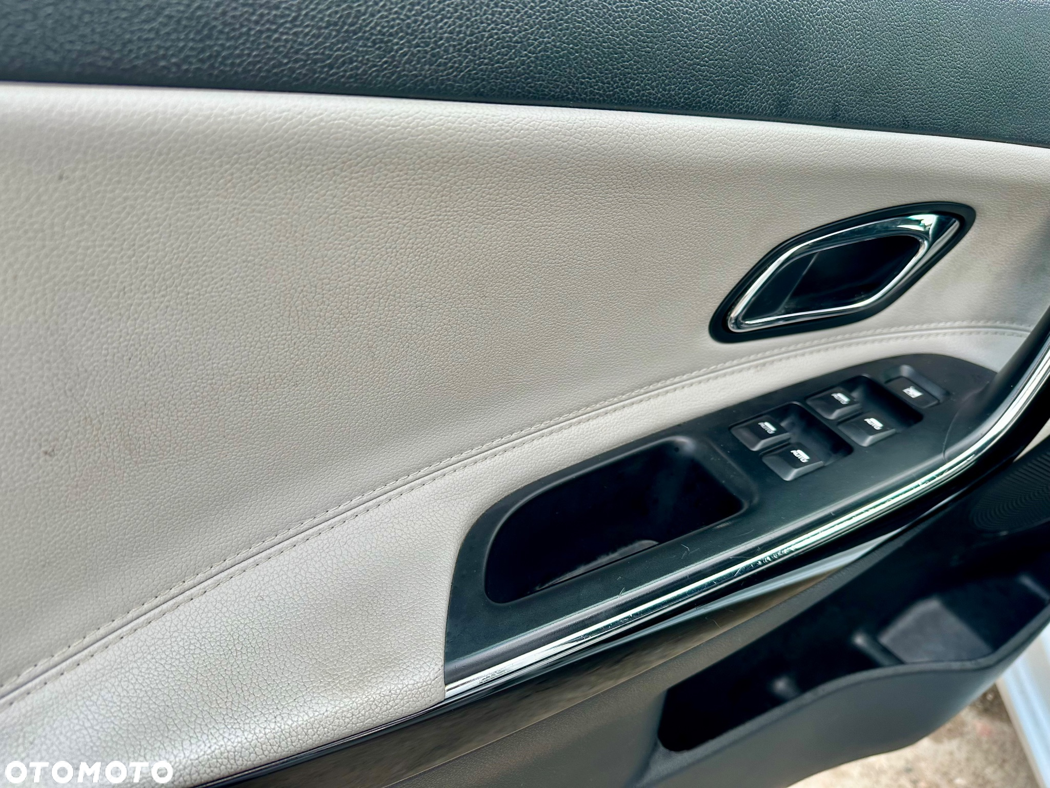 Kia Ceed 1.6 GDI ISG SW Platinum Edition - 9