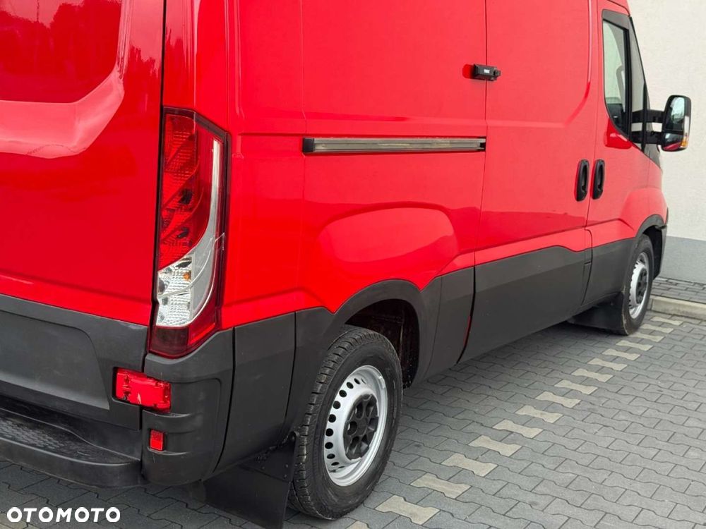 Iveco Daily - 27