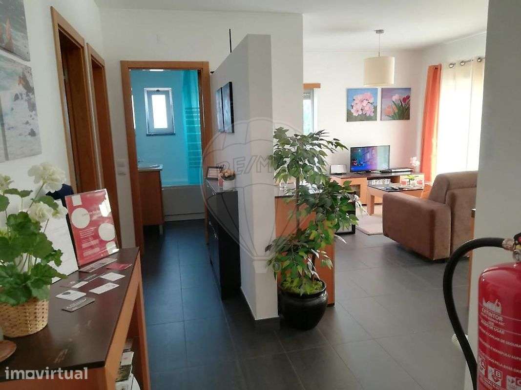 Apartamento T2 para arrendamento - Grande imagem: 2/27