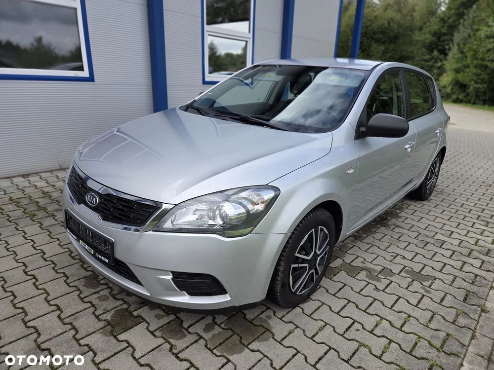 Kia Ceed 1.4 CVVT Attract - 7