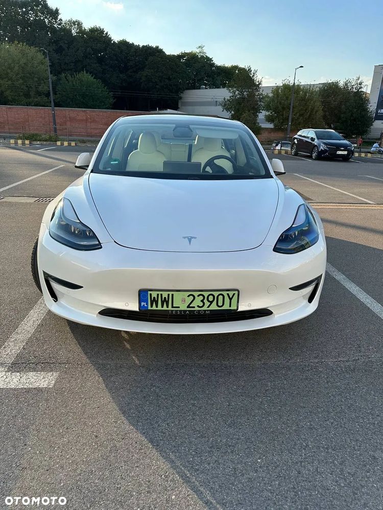 Tesla Model 3 Langstreckenbatterie Allradantrieb Dual Motor - 4