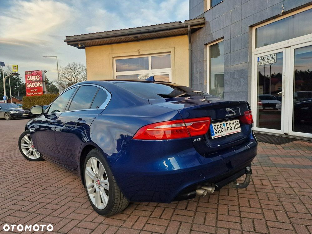 Jaguar XE 20d Prestige - 7