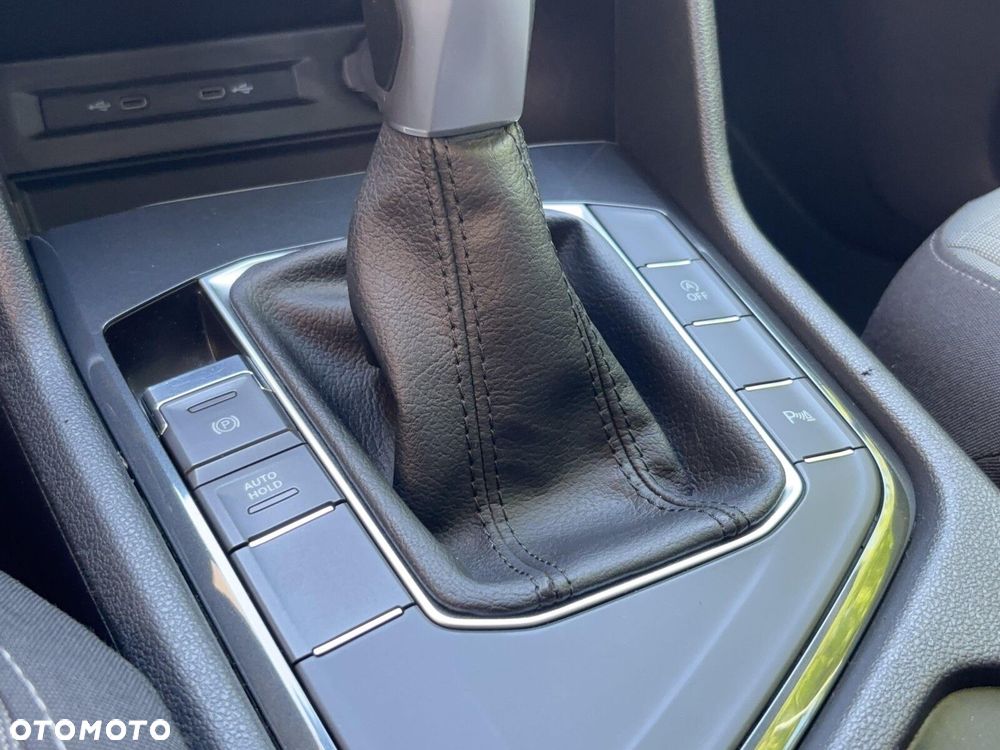 Volkswagen Tiguan 1.5 TSI EVO Elegance DSG - 29
