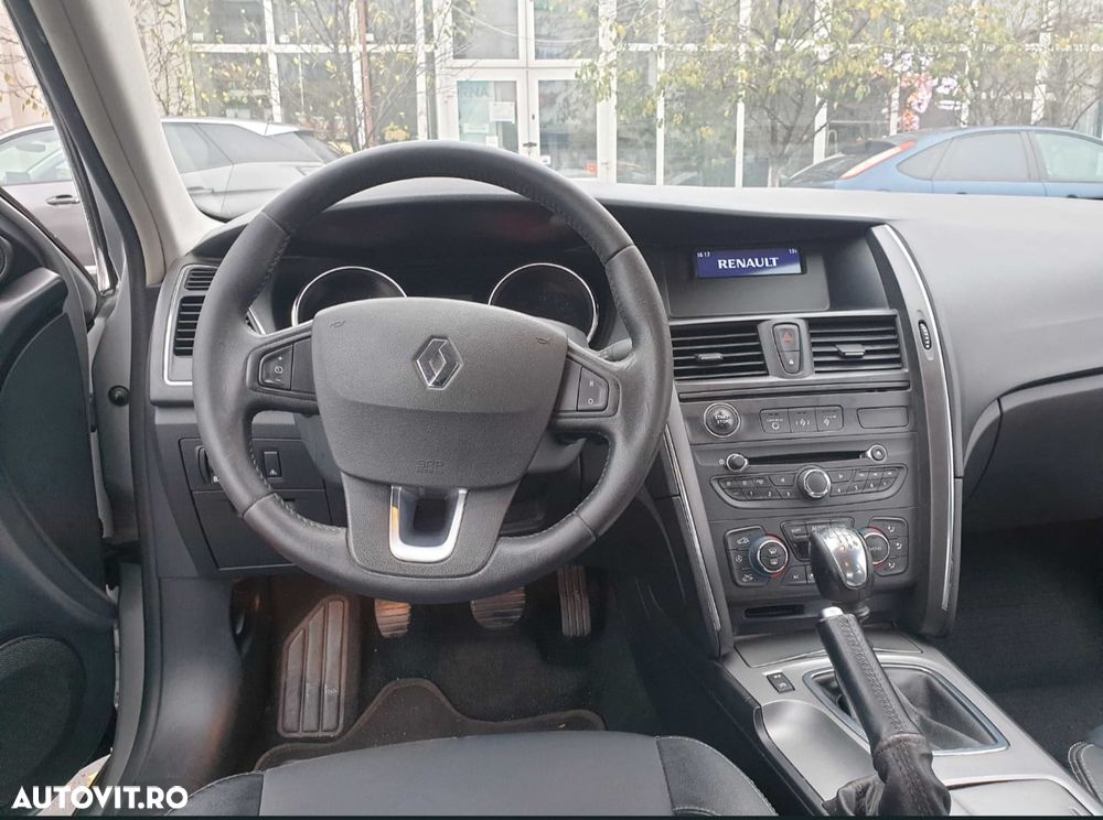 Renault Latitude - 5