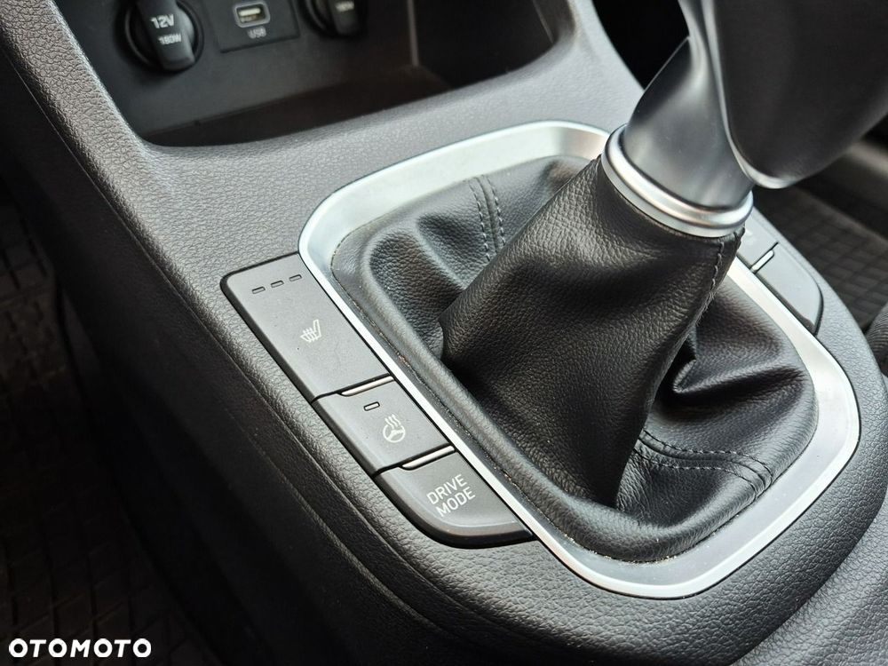 Hyundai i30 - 22