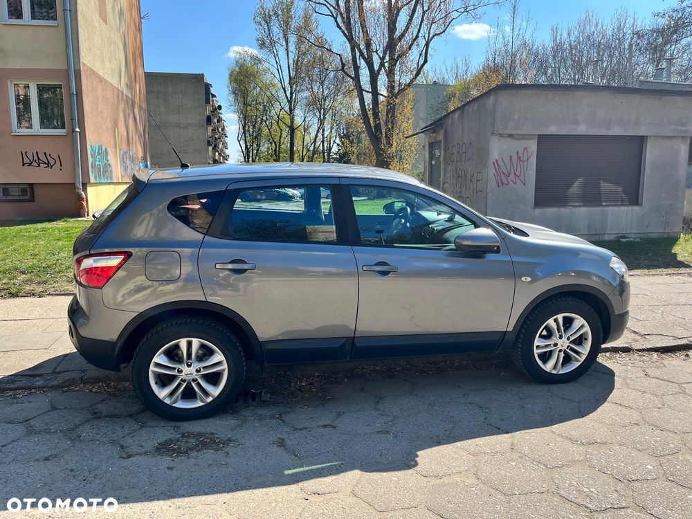 Nissan Qashqai 2.0 dCi 4 x 4 DPF 360 - 3
