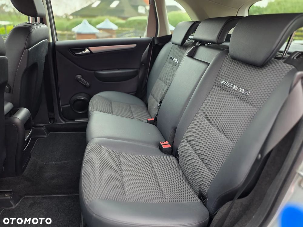 Mercedes-Benz Klasa B - 25