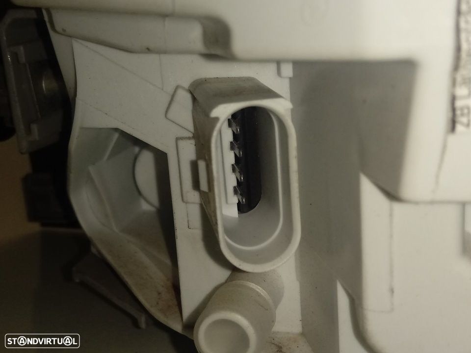 FAROLIM TRASEIRO ESQUERDO AUDI A4 AVANT 2003 -8E9945095E - 1