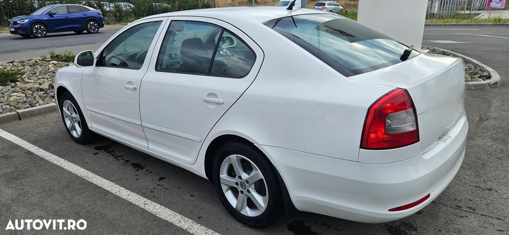 Skoda Octavia 2.0 TDI Ambiente - 5