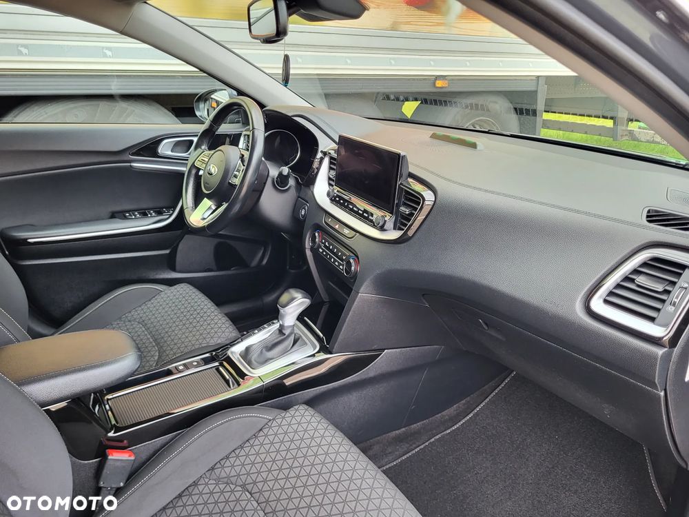 Kia Ceed 1.6 GDI PHEV XL DCT - 31