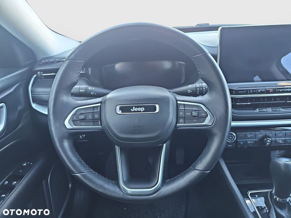 Jeep Compass - 22