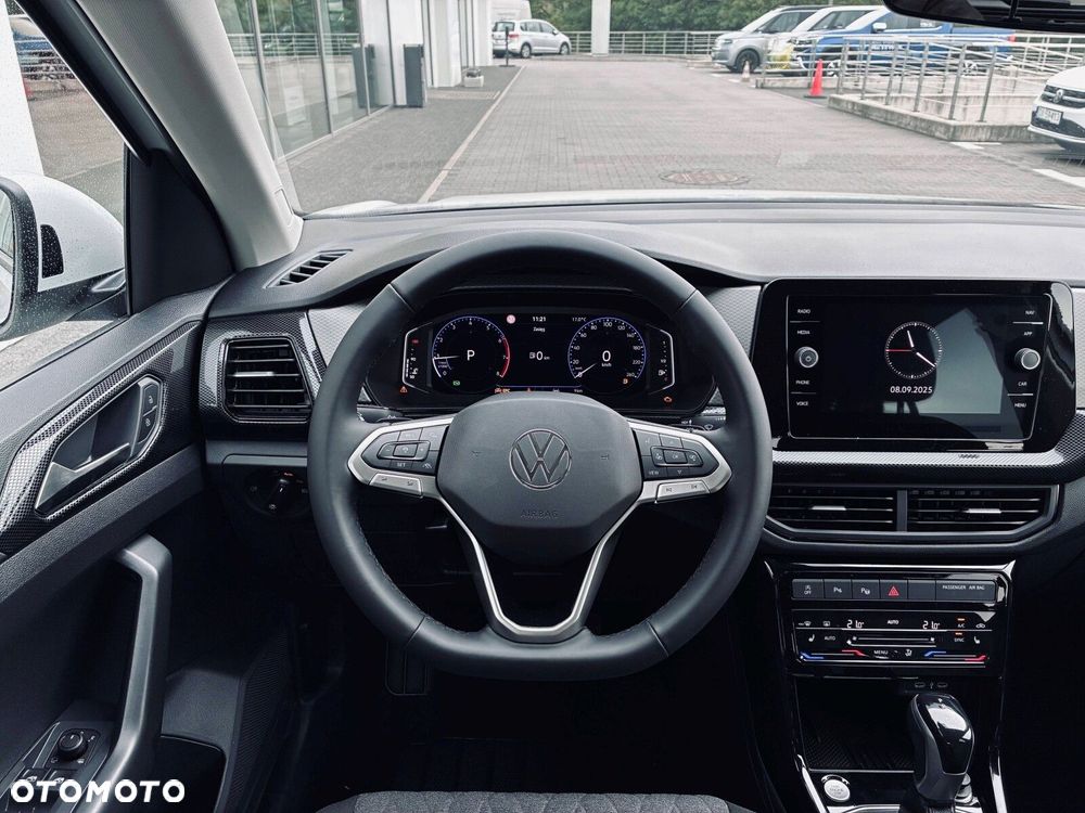 Volkswagen T-Cross - 12