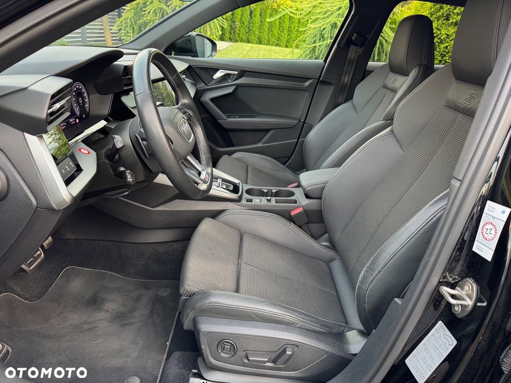 Audi A3 Sportback 40 TFSIe S tronic S line - 9