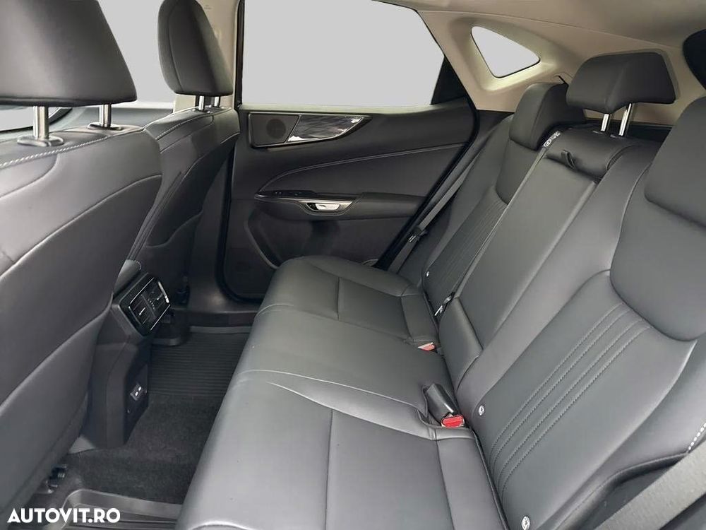 Lexus Seria NX 350h AWD CVT HEV Business - 13