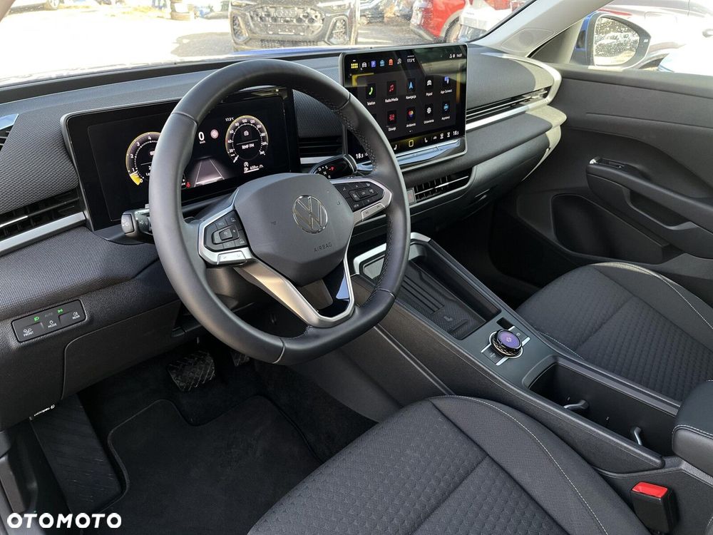 Volkswagen T-Roc - 15