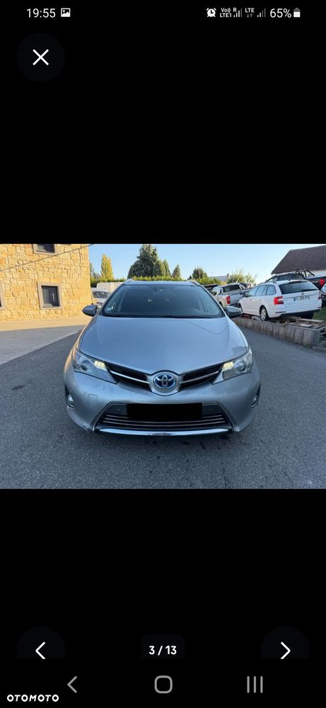 Toyota Auris 2014 photo 2