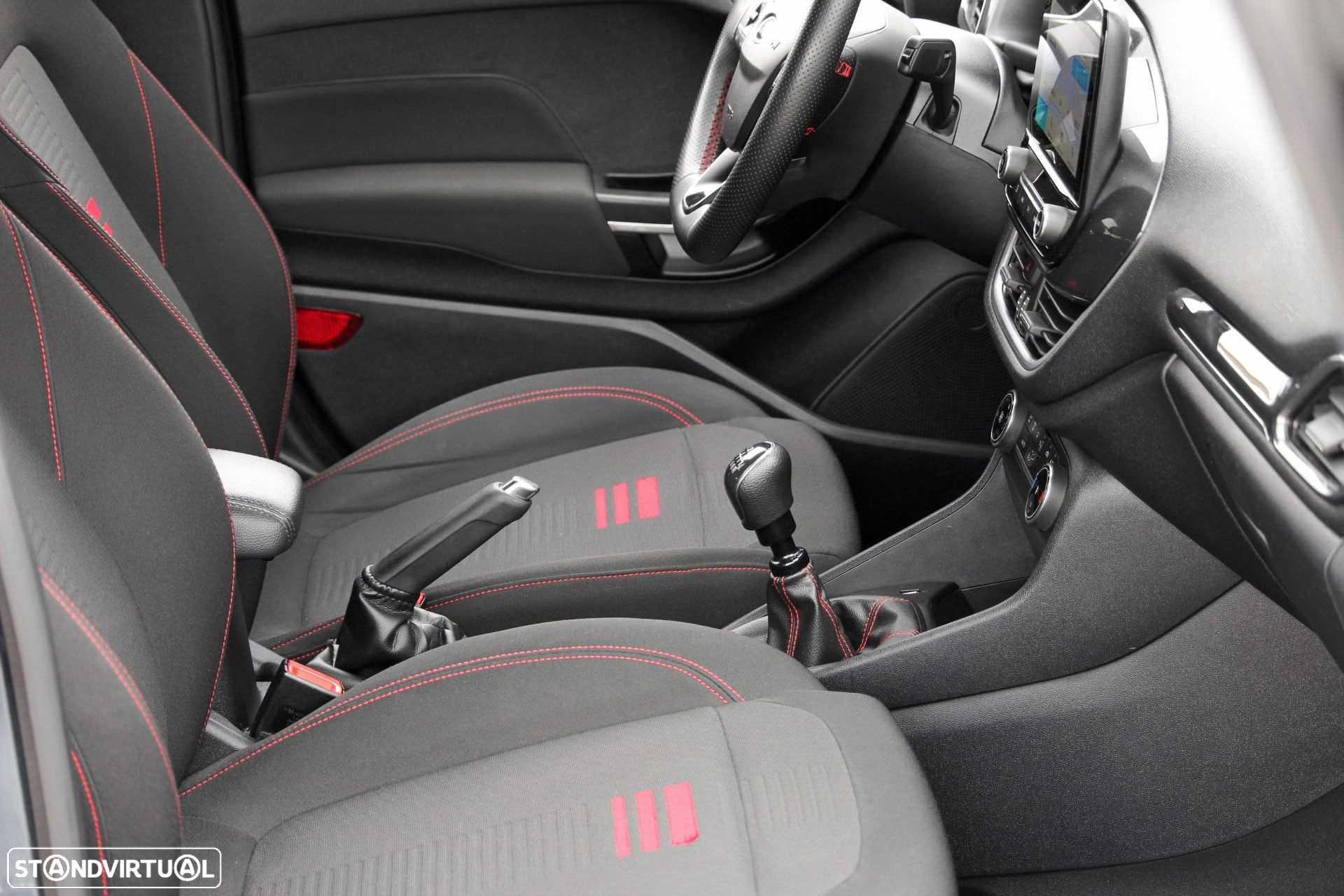 Ford Fiesta 1.0 EcoBoost MHEV ST-Line - 13