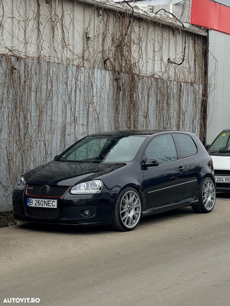 Volkswagen Golf - 4