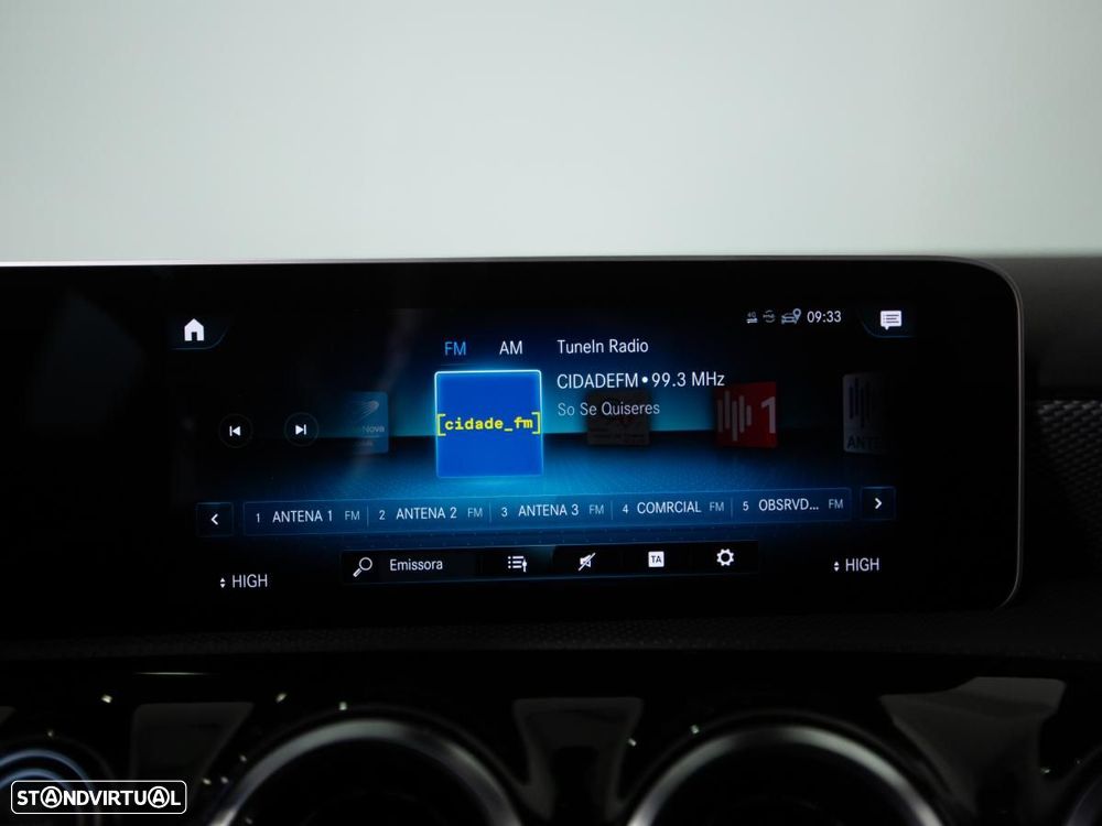 Mercedes-Benz A 250 e Progressive - 27