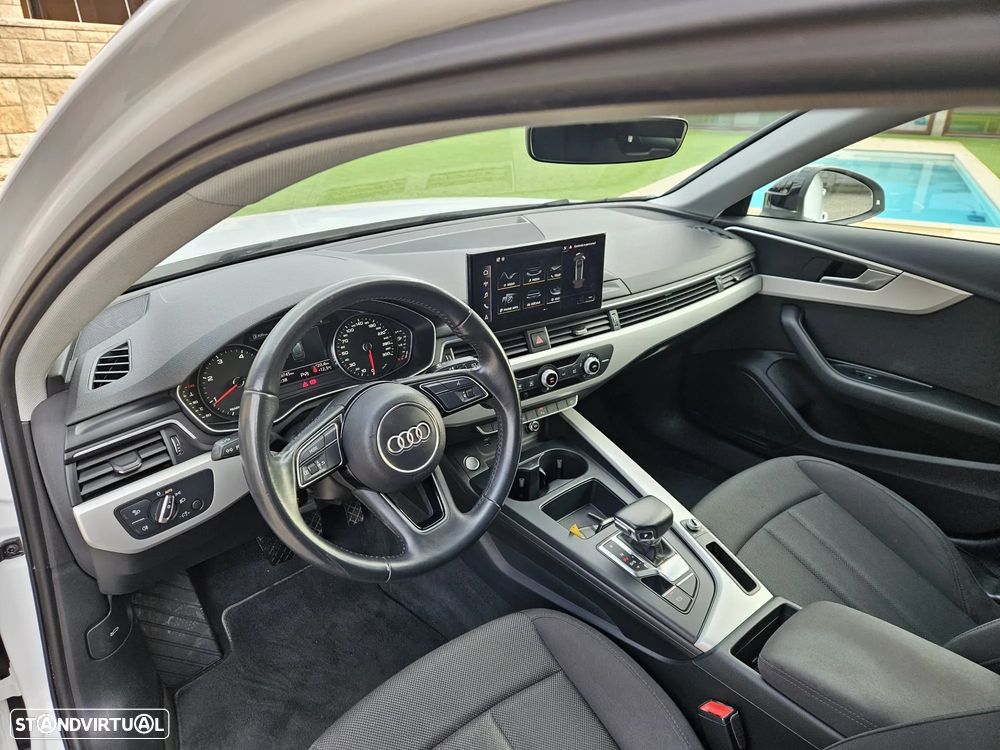 Audi A4 Avant 35 TDI S tronic - 12