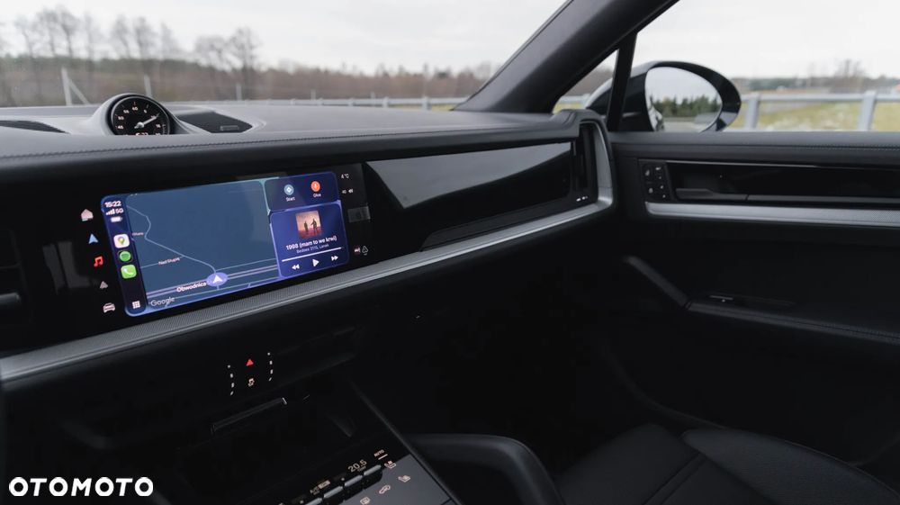 Porsche Cayenne - 29