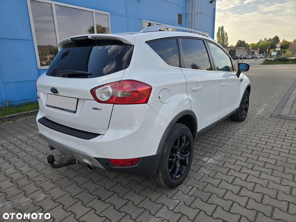 Ford Kuga 2.0 TDCi 4x4 Titanium - 6