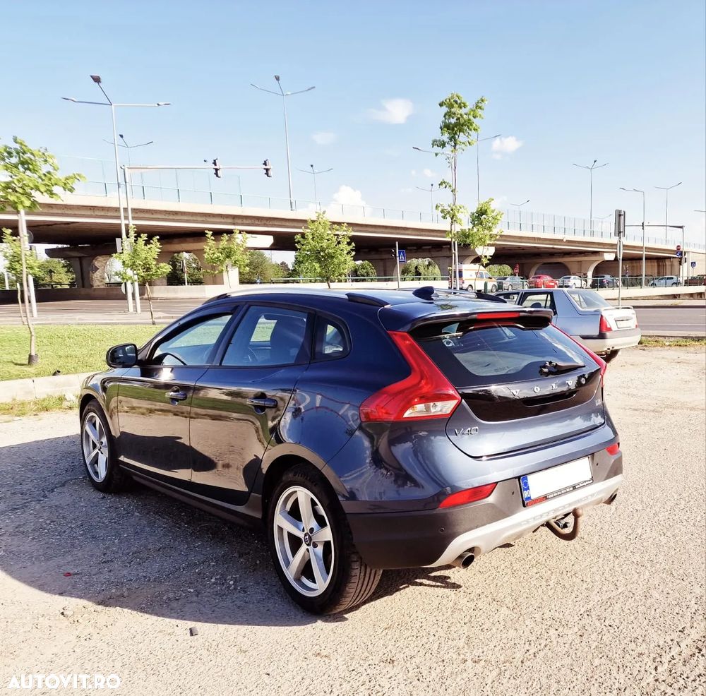 Volvo V40 D3 Geartronic - 3
