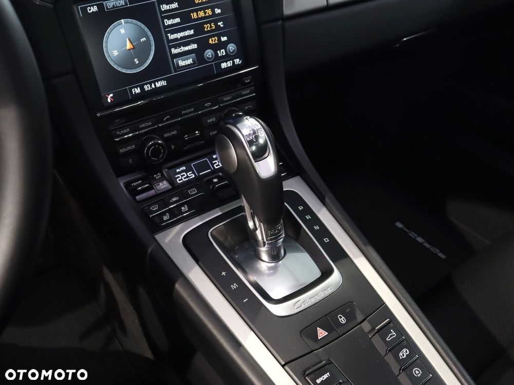 Porsche 911 Carrera 4S PDK - 26