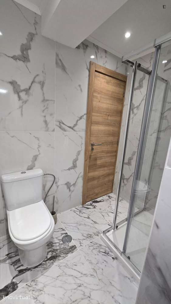 Quarto - localizado em Lumiar Lisbon - Grande imagem: 3/13