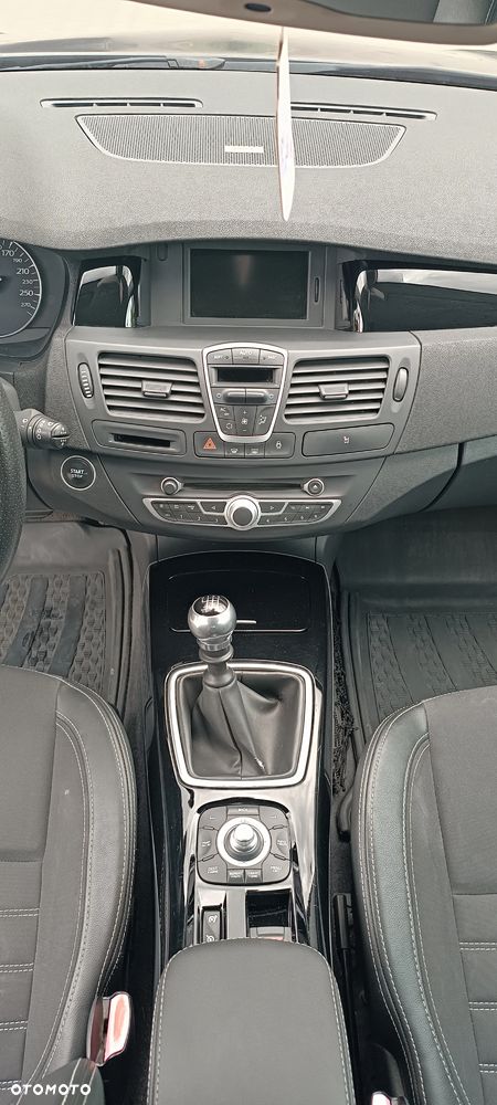 Renault Laguna 2.0 Bose Edition - 9