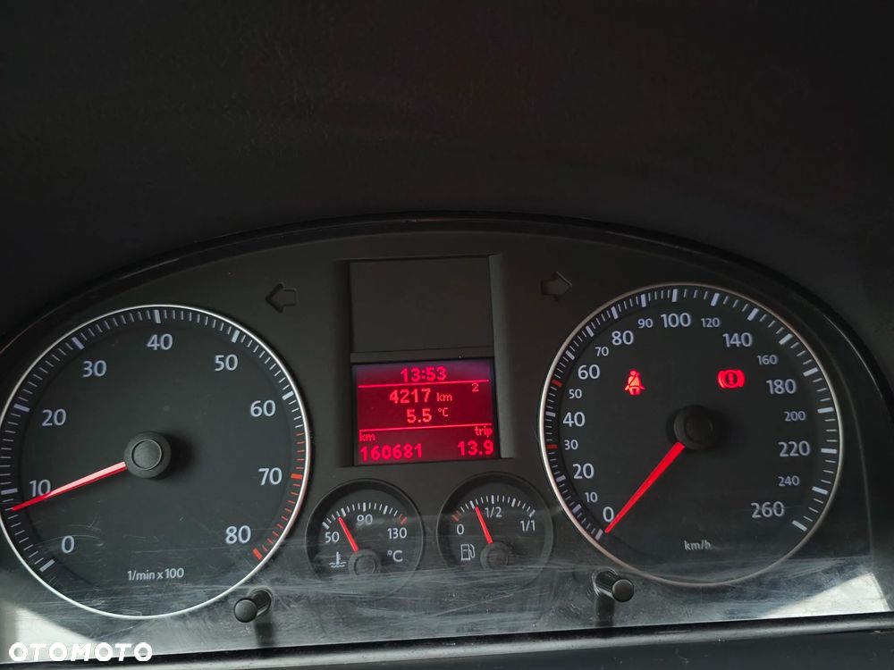 Volkswagen Touran 1.6 Freestyle - 19