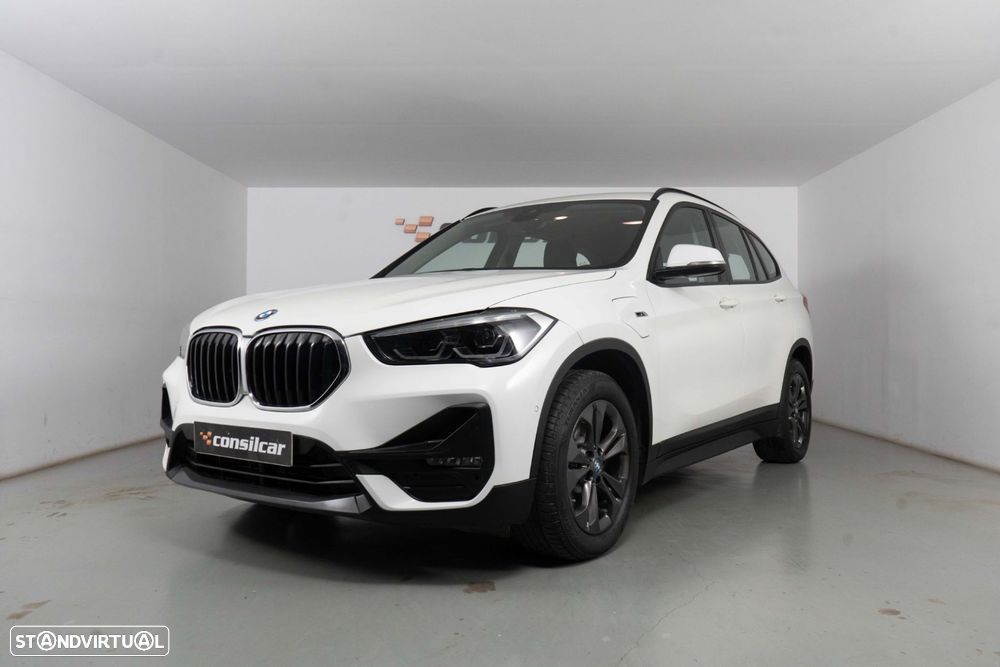 BMW X1 25 e xDrive Corporate Edition - 9