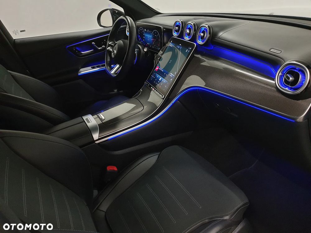 Mercedes-Benz GLC 300 d 4Matic 9G-TRONIC Edition AMG Line - 33