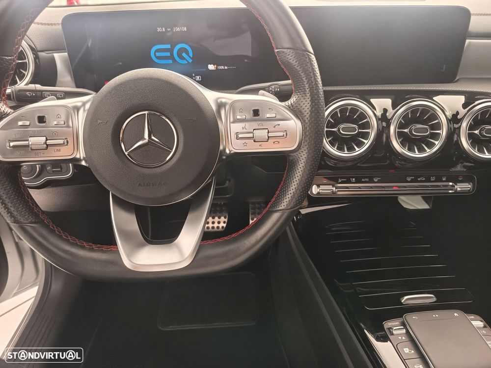 Mercedes-Benz CLA 250 e Shooting Brake AMG Line - 17