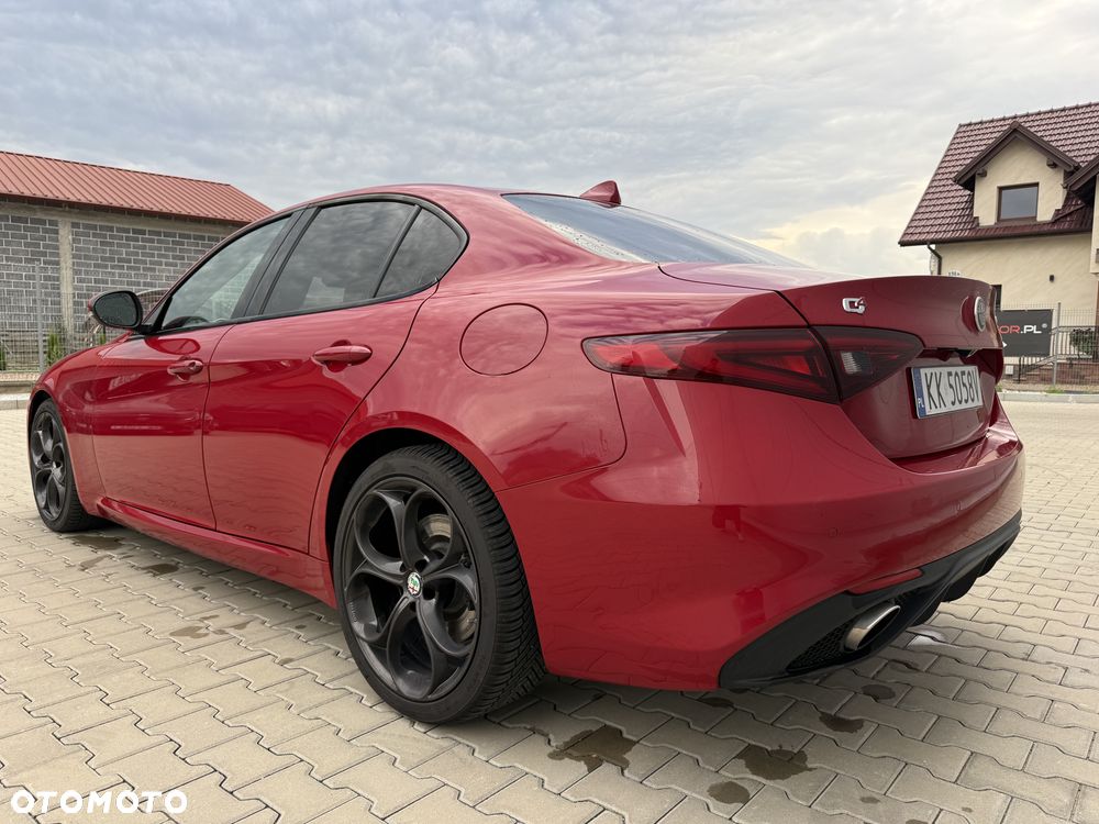 Alfa Romeo Giulia - 7