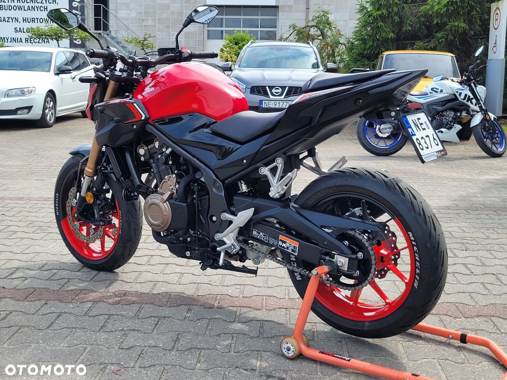 Honda CB - 24