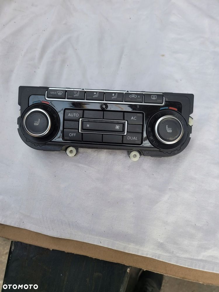vw panel klimatyzacji klimatronic 5k0907044es - 1