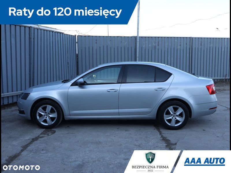 Skoda Octavia - 3