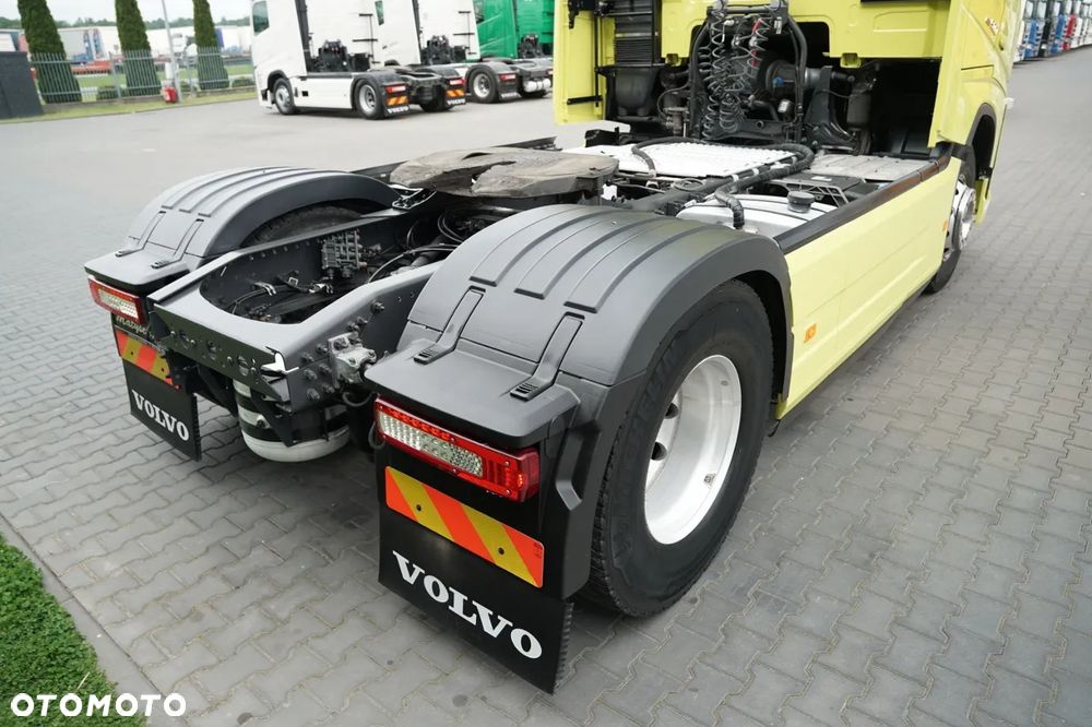 Volvo FH 500 / HYDRAULIKA / KLIMA POSTOJOWA / I-SAVE / ALUFELGI / I-SHIFT / - 16