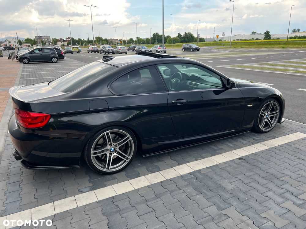 BMW Seria 3 330d Coupe M Sport Edition - 8