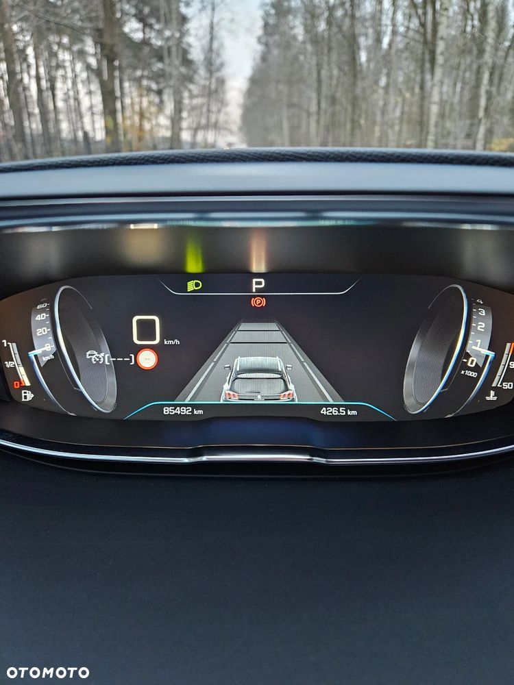 Peugeot 3008 1.2 PureTech Allure S&S EAT8 - 18